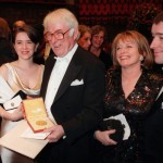 Irish poet Nobel winner Seamus Heaney dies at 74