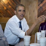 Obama touts jobs projects, eats lunch with workers